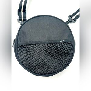 Victoria’s Secret PINK Round 2 in 1 Black Crossbody Fanny Pack Travel Vacay Bag